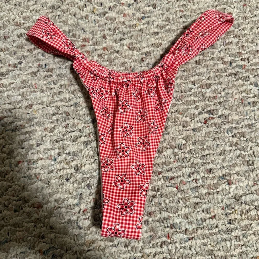 NWT Frankie’s Bikinis VS Pink Reilly Bikini Bottom Ladybug Lane- Size Medium